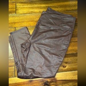 Faux Leathet Leggings